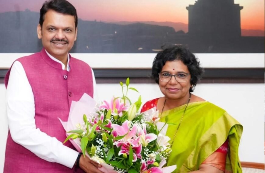 19 July 2025 : Had a courtesy meeting with the popular Chief Minister of Maharashtra Shri Devendra Fadnavis in Mumbai.