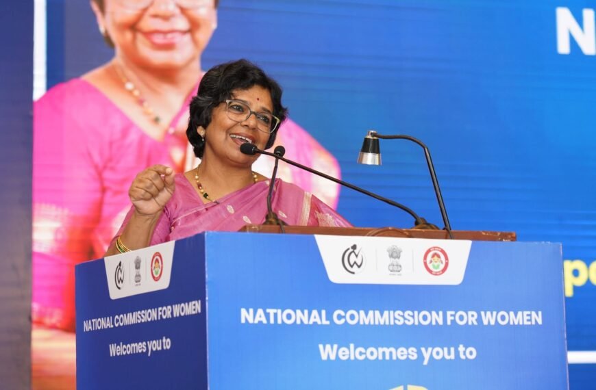 20 मार्च 2026 : राष्ट्रीय महिला आयोग द्वारा महिलाओं से जुड़े मुद्दों पर जिम्मेदार, नैतिक एवं जेंडर-संवेदनशील मीडिया रिपोर्टिंग को सशक्त बनाने के उद्देश्य से आयोजित दो दिवसीय राष्ट्रीय पत्रकार सम्मेलन का उद्घाटन,सुषमा स्वराज भवन, नई दिल्ली