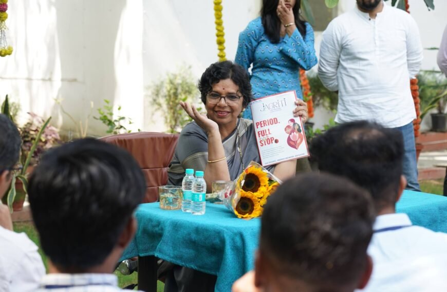 25 मार्च 2026 : सावित्रीबाई फुले पुणे विश्वविद्यालय के पत्रकारिता एवं संचार विभाग (रानडे इंस्टीट्यूट) के विद्यार्थियों के साथ नई दिल्ली स्थित मेरे निवास पर संवाद